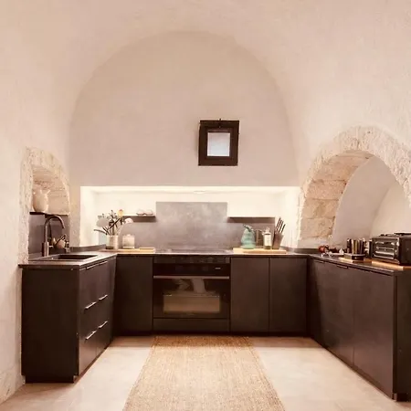 Il Trullo Dell'aia - *